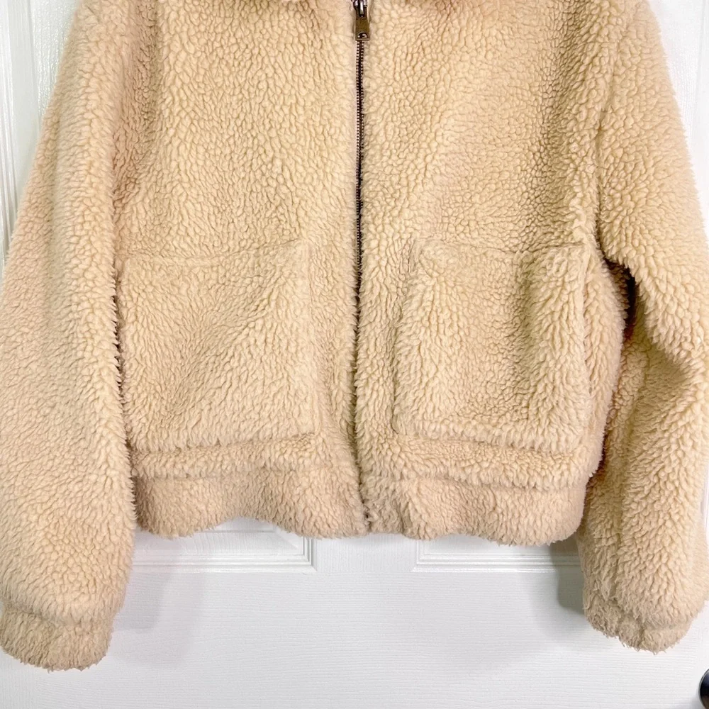 Thread & Supply Anthropologie Full Zip Teddy Jacket in Taupe Size S - Picture 3 of 15